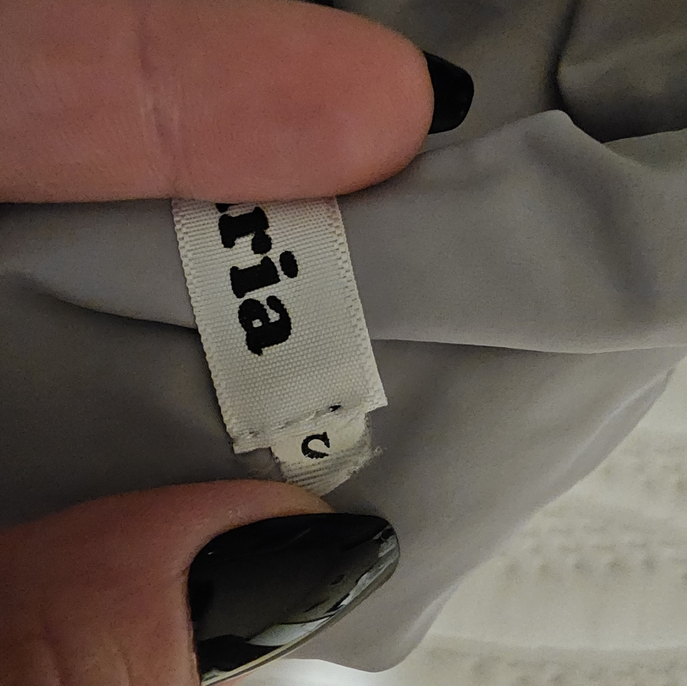 Abollria Rain Jacket - Picture 5 of 5